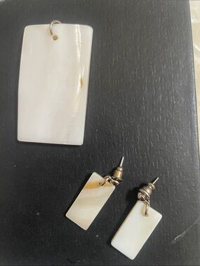 Rectangular Mother of Pearl Pendant and Earrings Set - White